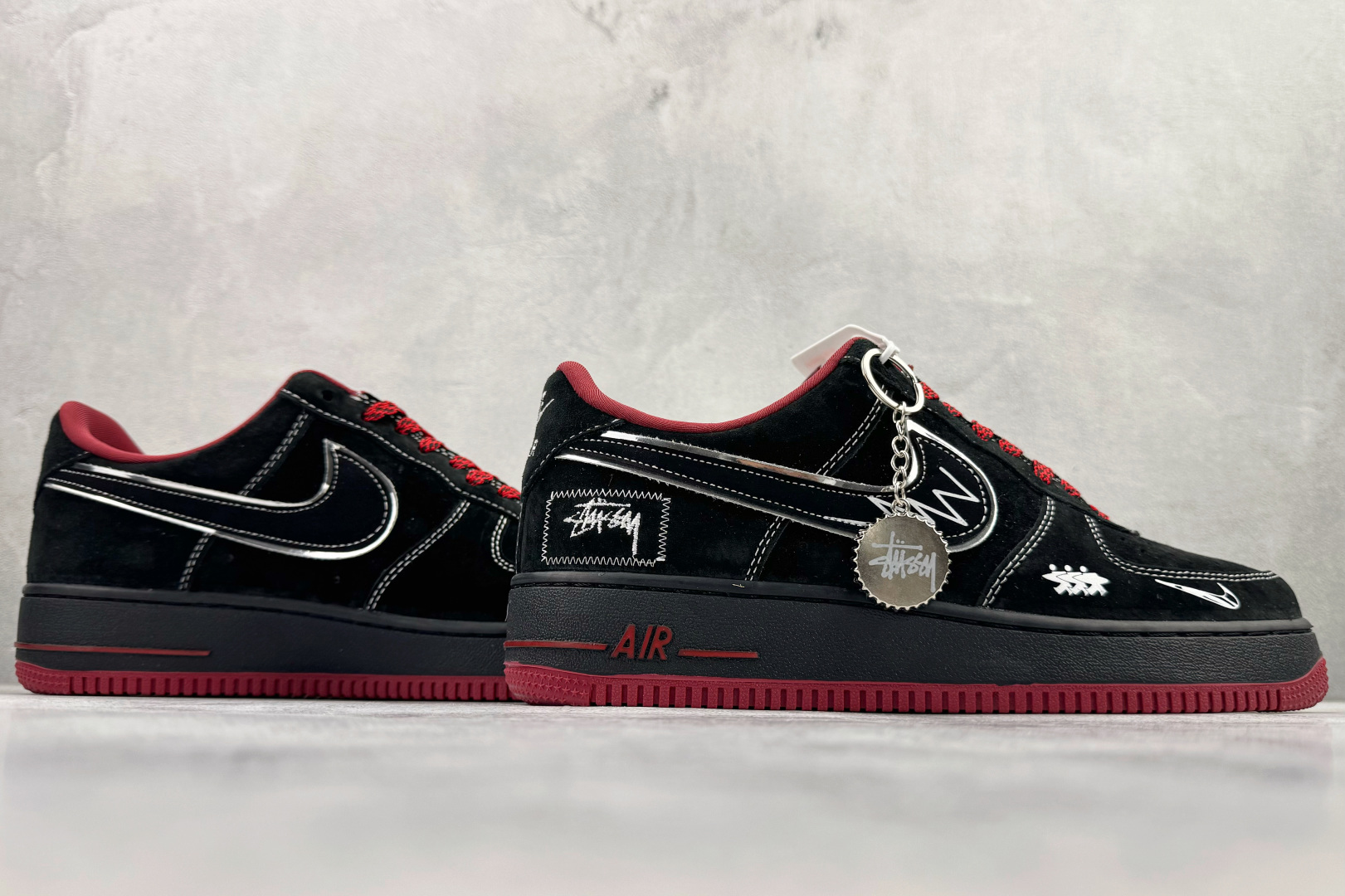 260 Nike Air Force 1'07 LX 黑红 SY1388-009