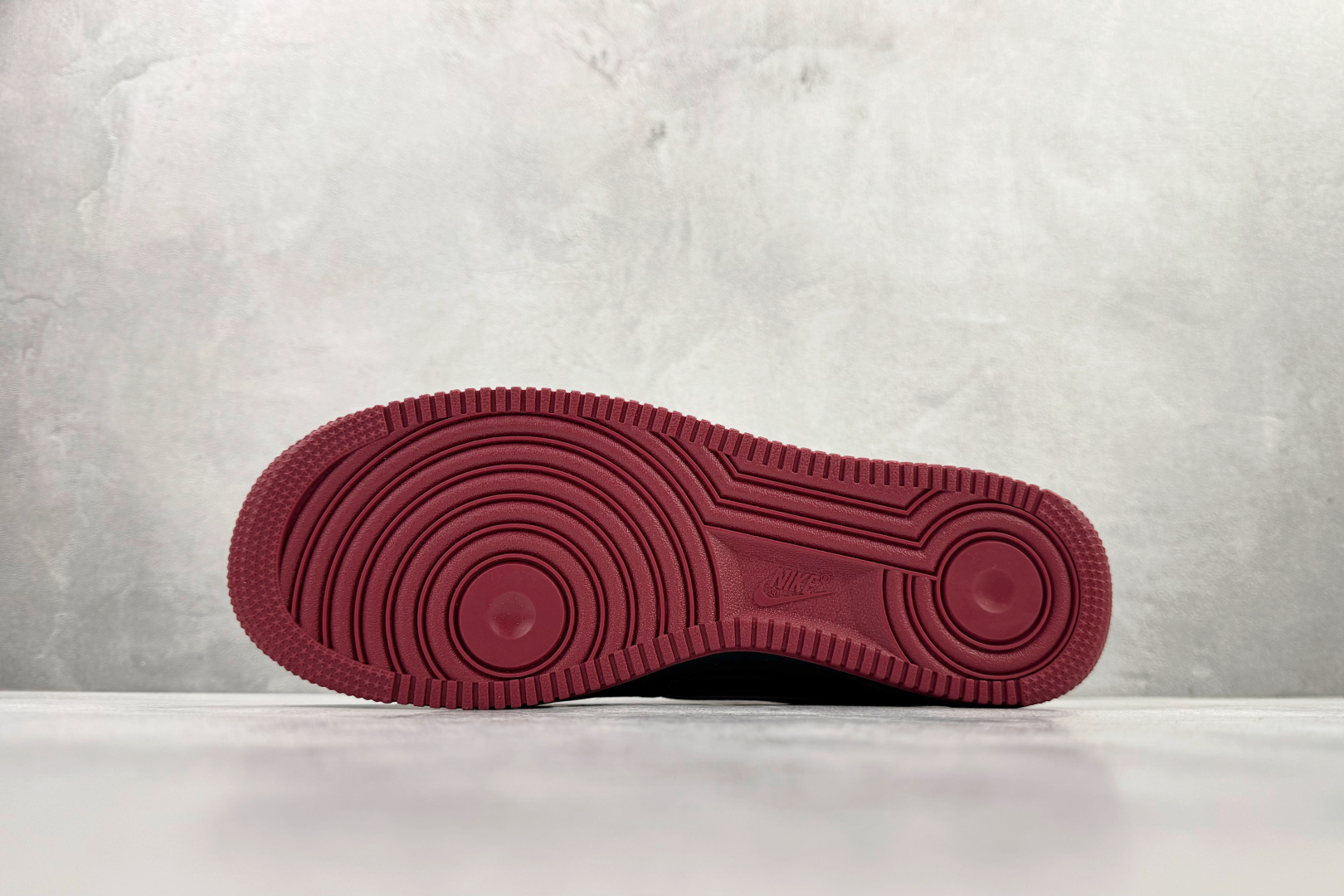 260 Nike Air Force 1'07 LX 黑红 SY1388-009