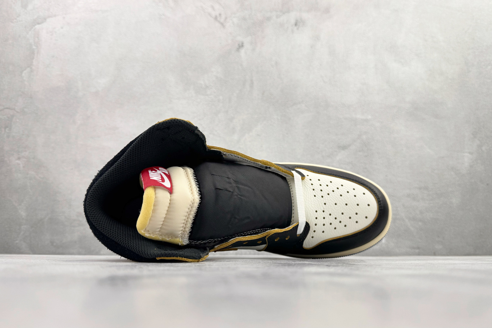 500 顶级纯原 UniLA x Fragment Design x Jordan Air Jordan 1 High 黑白蓝 IO7847-002