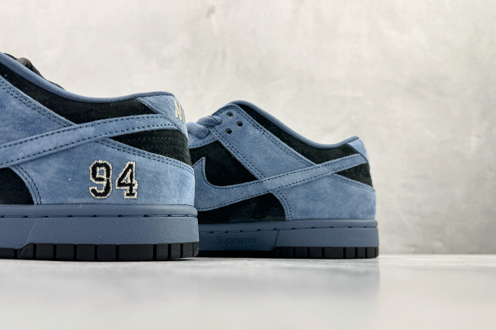 220 免检版 配色齐全 Nike x Supreme Dunk SB Low 米蓝 HQ8487-400