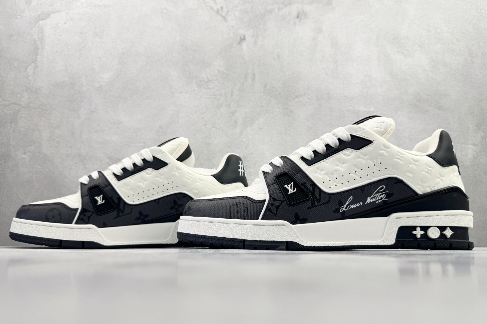 430 顶级纯原 LOUIS VUITTTrainer 白黑 1AANED
