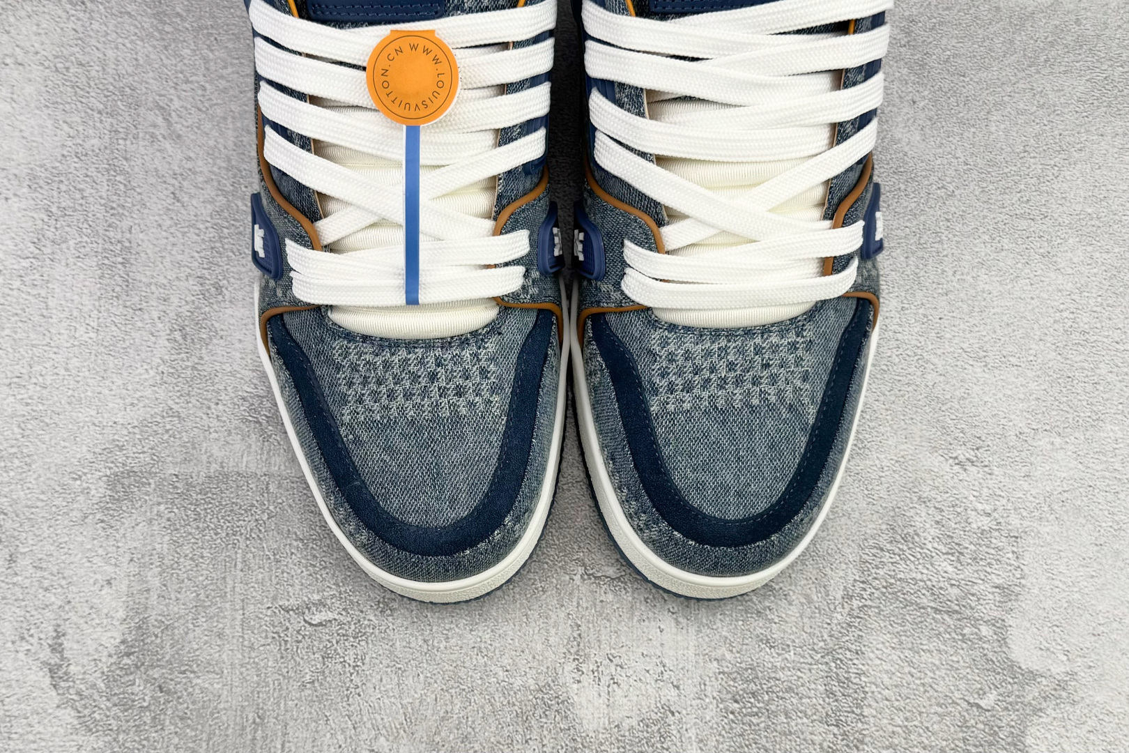 430 顶级纯原 LOUIS VUITTTrainer 蓝色 1AD6DI