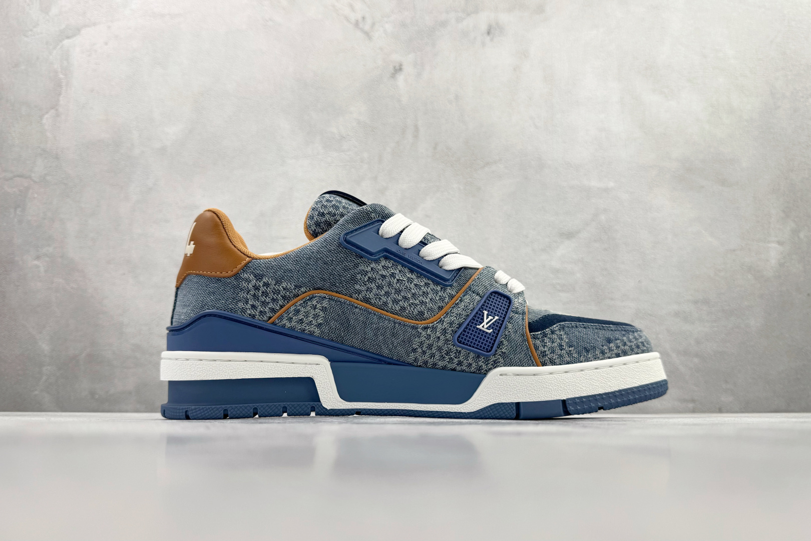 430 顶级纯原 LOUIS VUITTTrainer 蓝色 1AD6DI