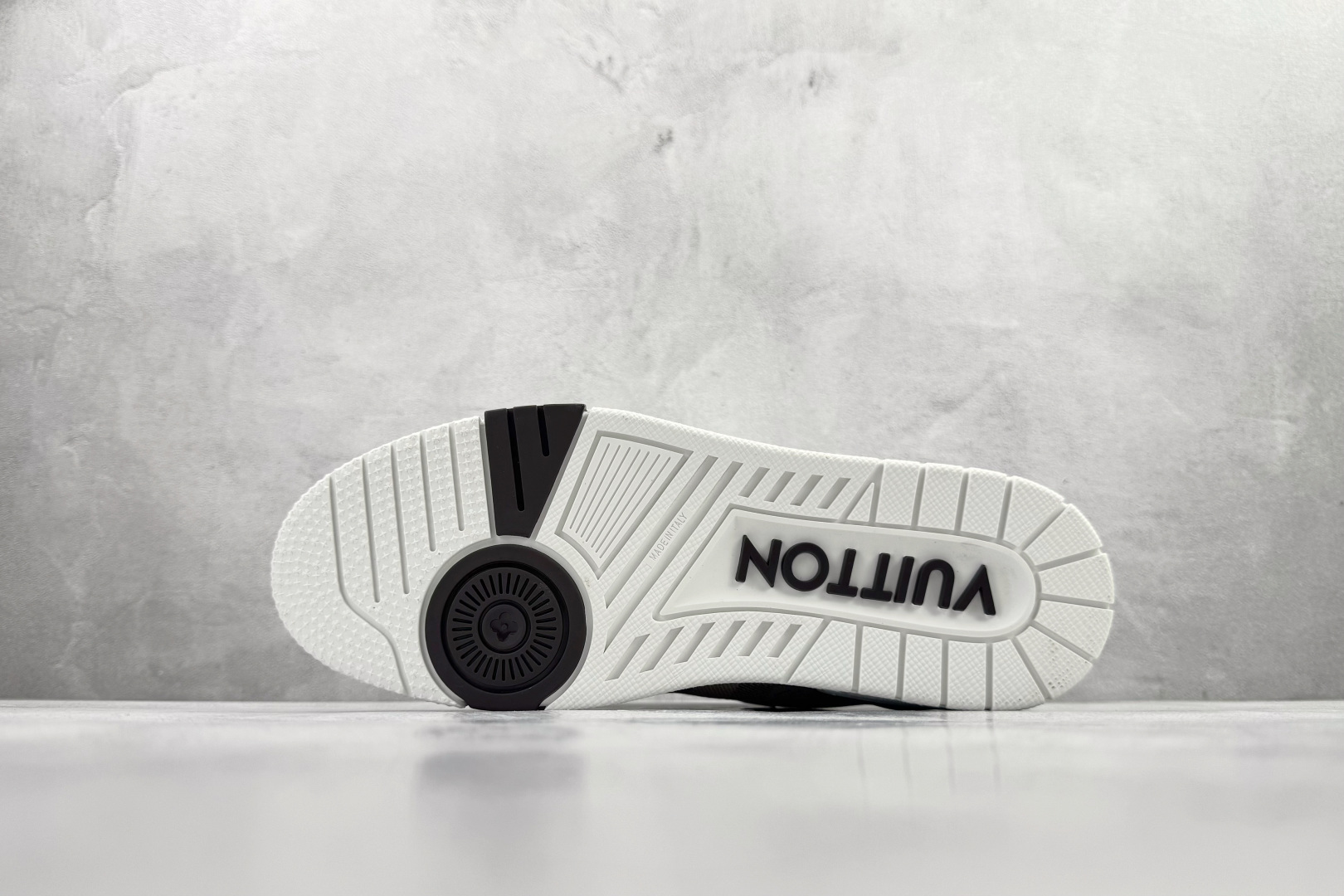 430 顶级纯原 LOUIS VUITTTrainer 棕色 1AAST3