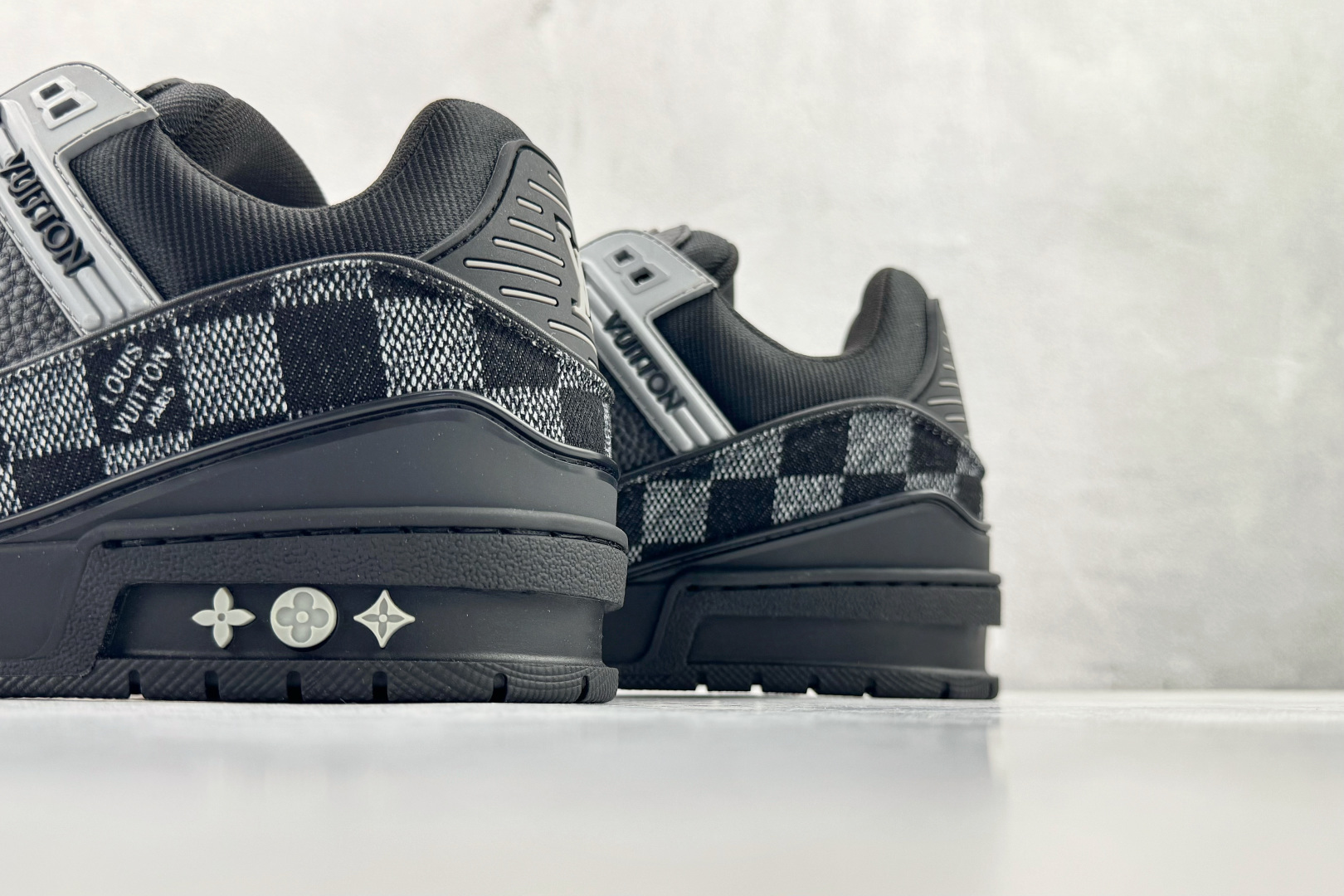 430 顶级纯原 LOUIS VUITTTrainer 黑色 1ACPSF