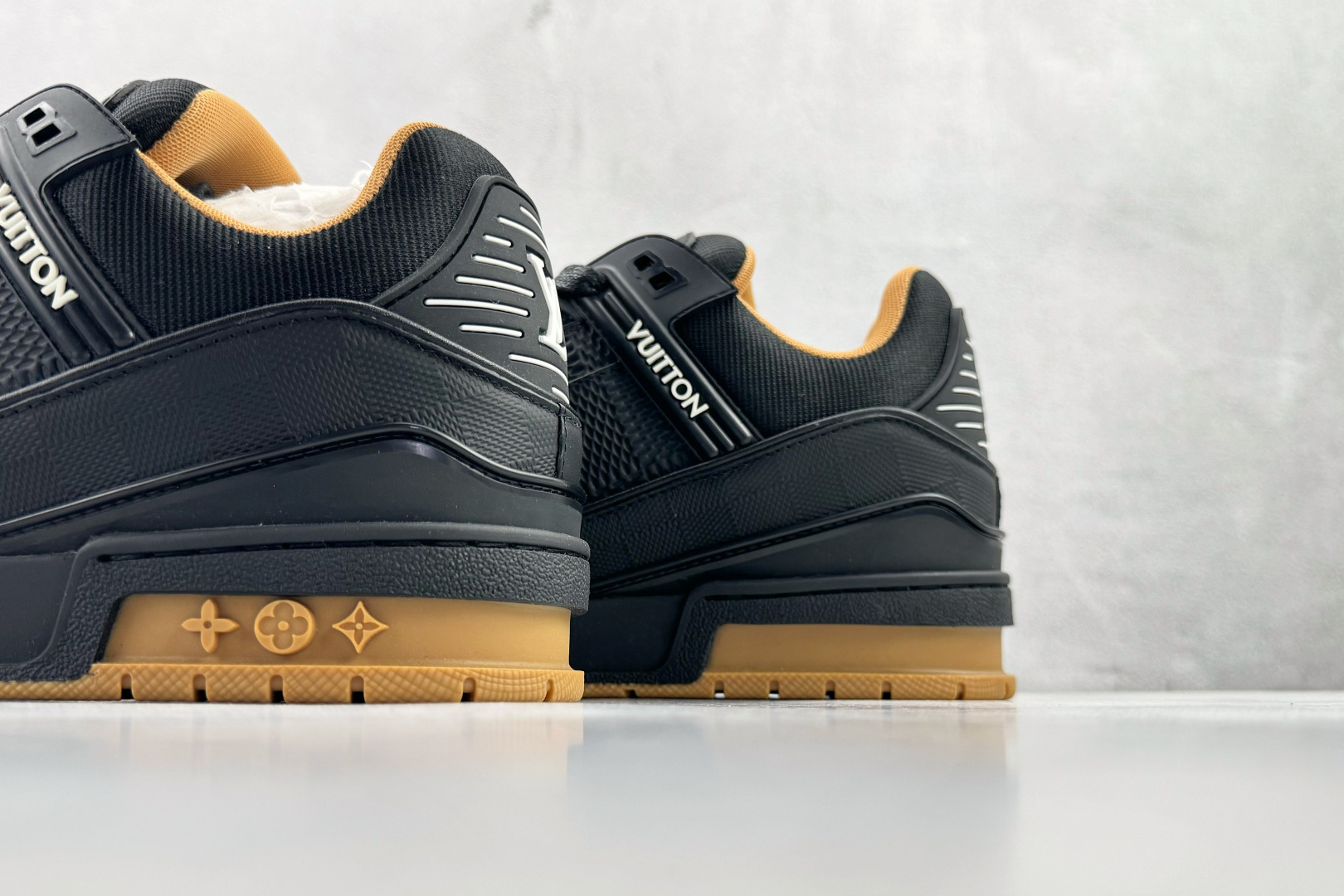 430 顶级纯原 LOUIS VUITTTrainer 黑棕 1AHTSQ