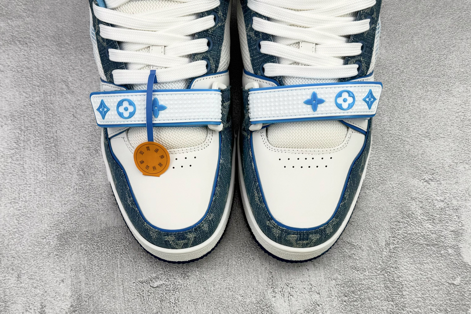 430 顶级纯原 LOUIS VUITTTrainer 蓝白 1A9ZI6