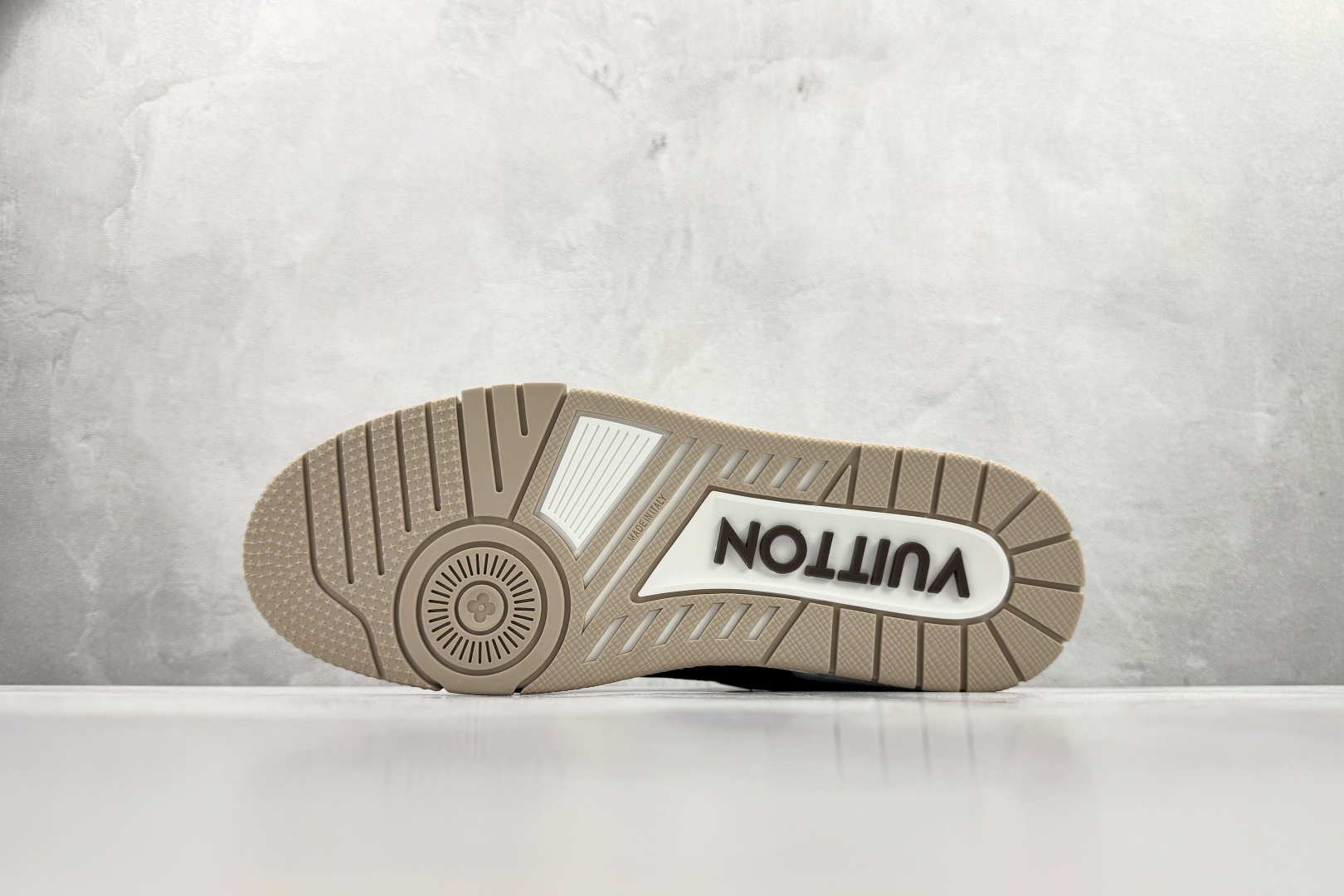 430 顶级纯原 LOUIS VUITTx Nigo 联名款 棕色 1AIN08