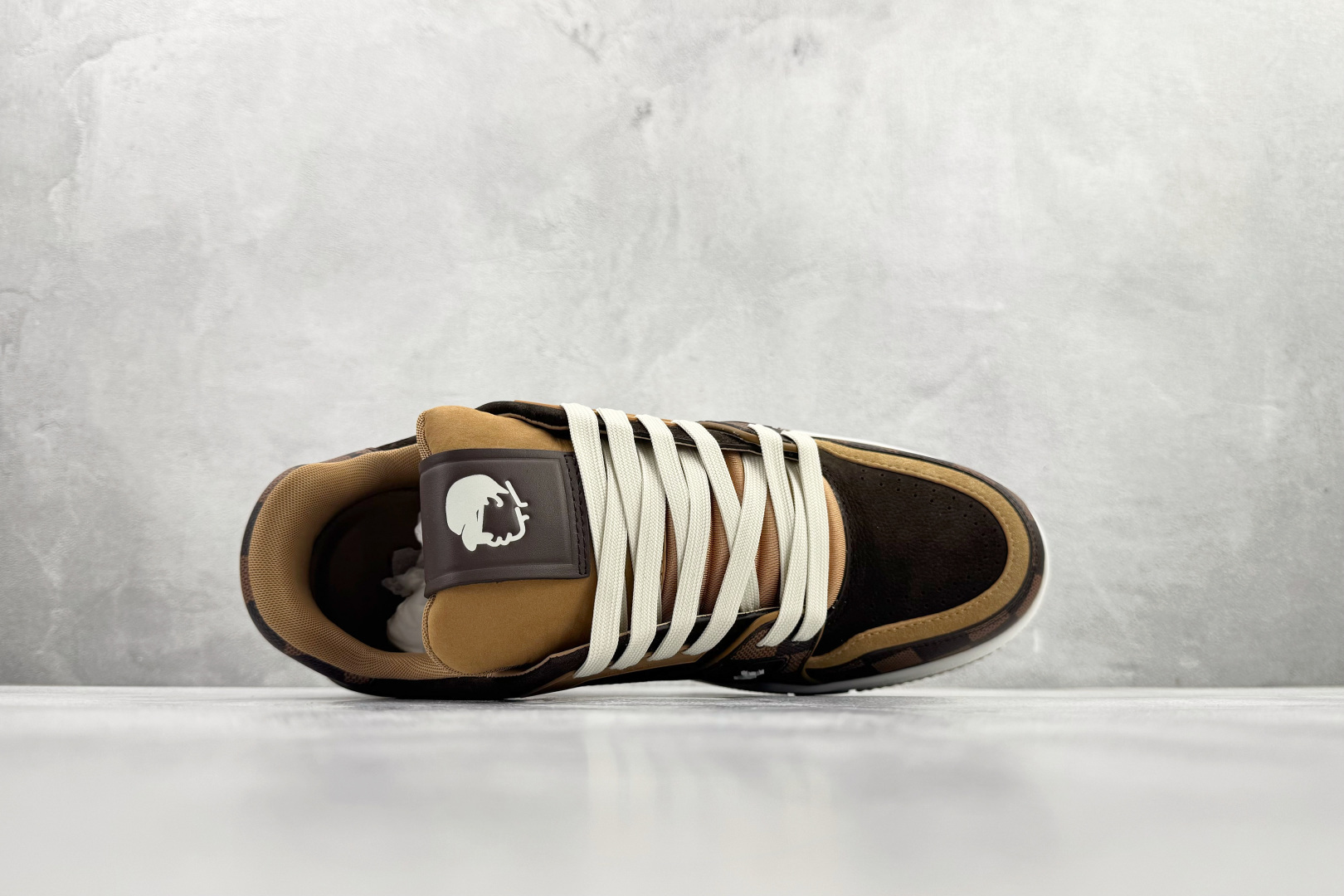 430 顶级纯原 LOUIS VUITTx Nigo 联名款 棕色 1AIN08