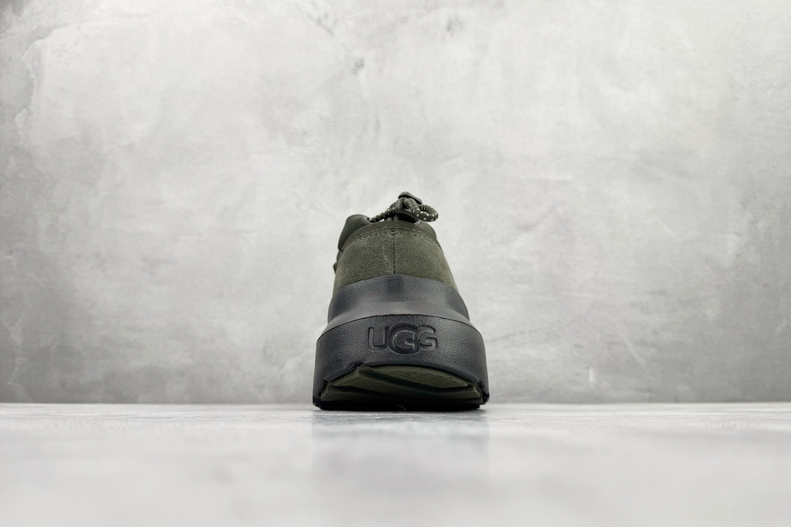 Top 280 UGG 包头套脚 深绿色 1144096-FNBL