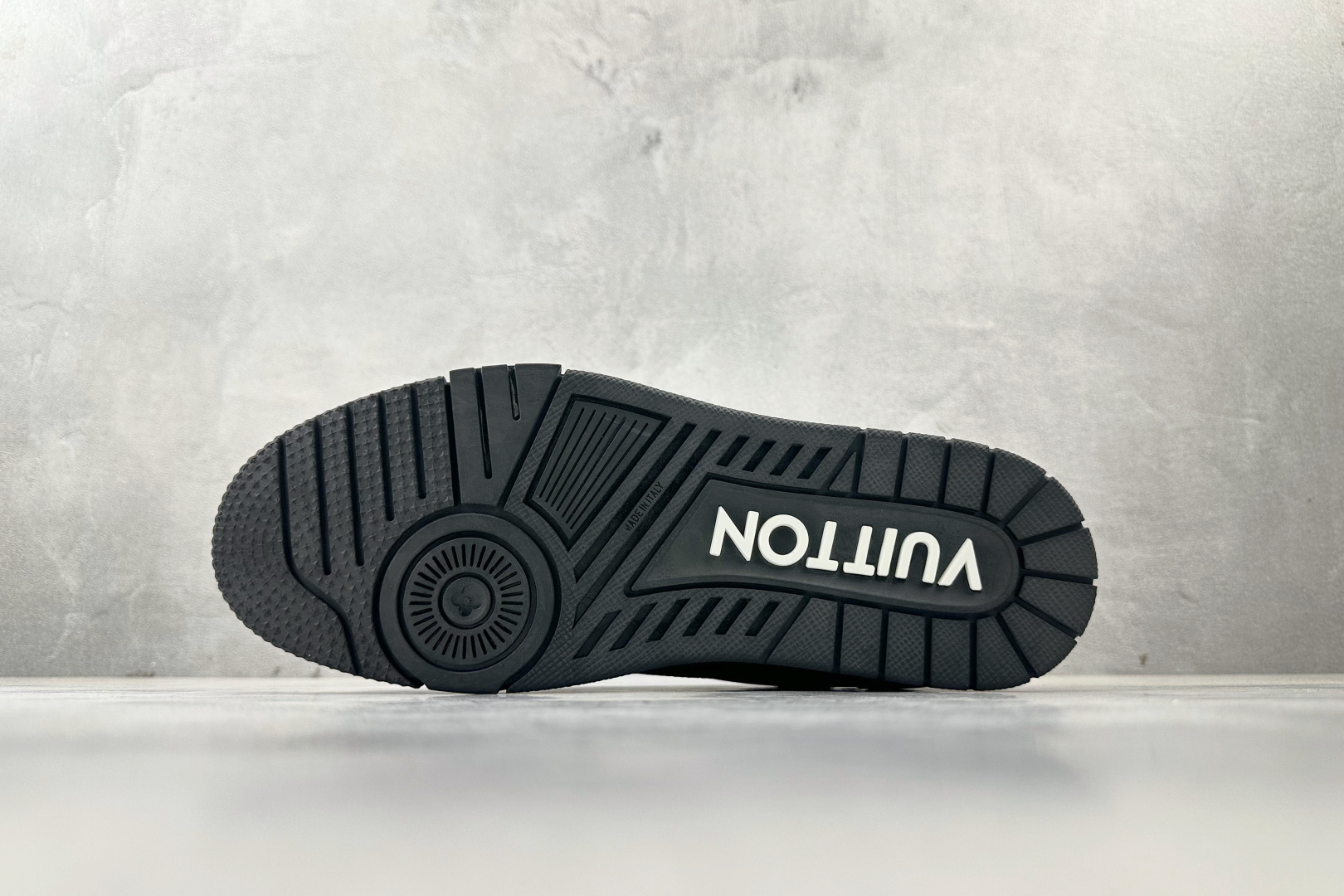 430 顶级纯原 村上隆/Takashi Murakami x LOUIS VUITTTrainer 黑色 1AGZE1