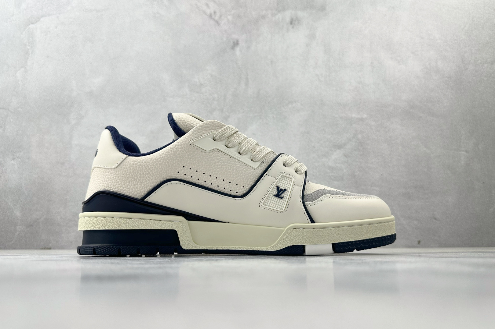 顶级纯原 LOUIS VUITTTrainer 白蓝 1ABFA9-莆田鞋,莆田鞋货源,高仿鞋,高仿鞋货源,安福档口,莆田高仿鞋,莆田鞋批发,高仿鞋批发,莆田高仿运动鞋,高仿运动鞋,莆田运动鞋 顶级纯原 LOUIS VUITTTrainer 白蓝 1ABFA9