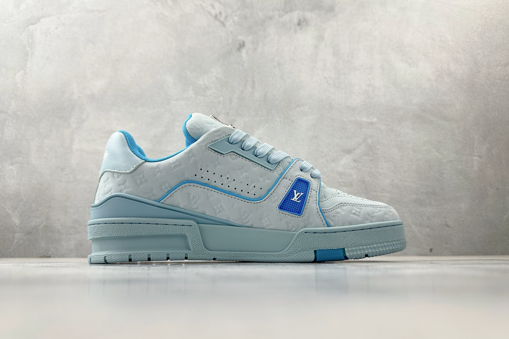 430 顶级纯原 Tyler x LOUIS VUITTTrainer 蓝色 1ACRYD