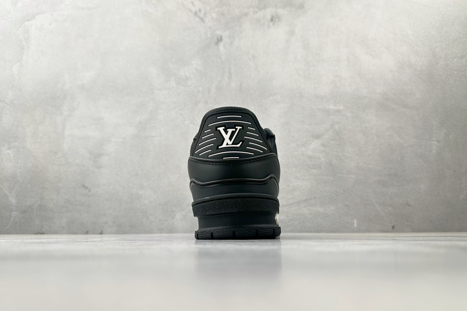 430 顶级纯原 LOUIS VUITTTrainer 黑色 1AAREW