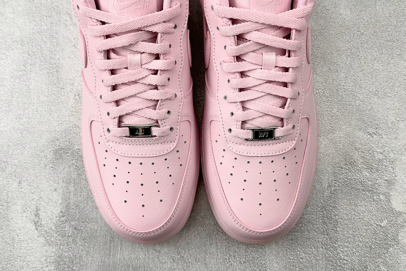 190 NOCTA x Nike Air Force 1 “Love You Forever”粉银色 CZ8065-600