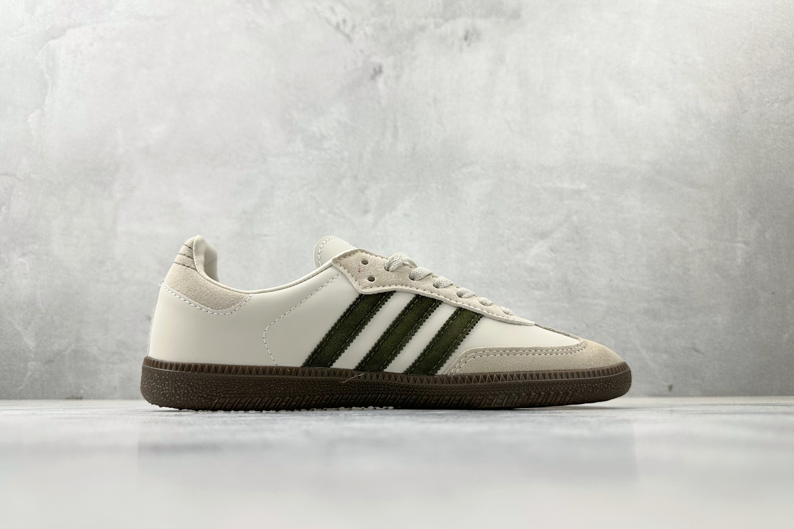 160 出口订单 adidoriginals SAMBA 矾土棕 JR0893