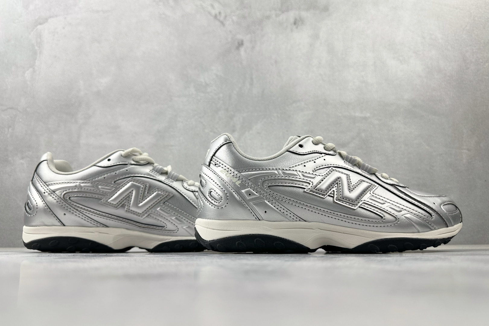 200 纯原出品 New Balance 204L银色 U204MMF