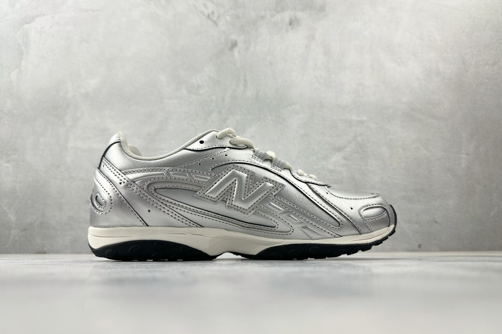 200 纯原出品 New Balance 204L银色 U204MMF