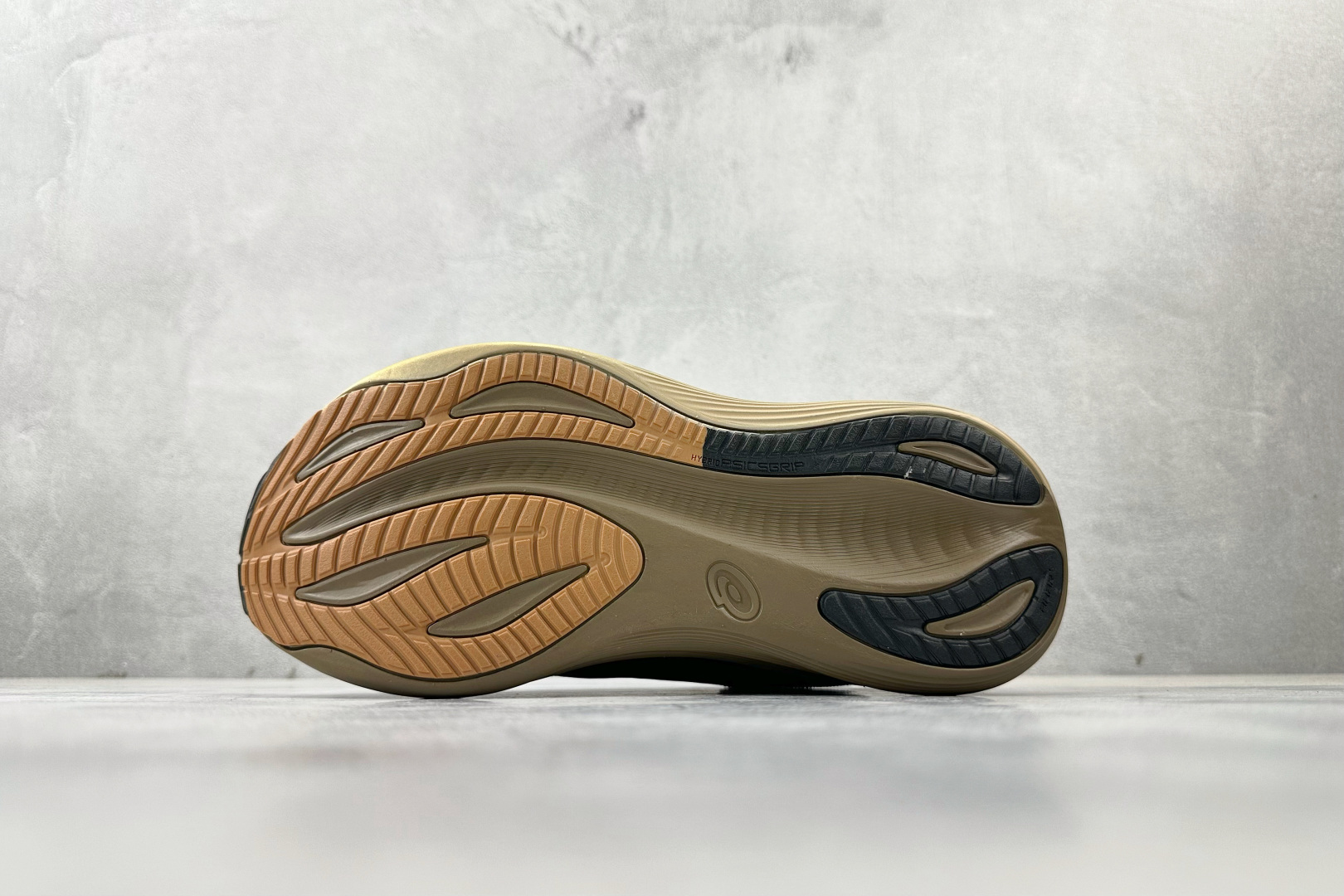 190 Asics GEL-NIMBUS 27 黑色 1011C095-001