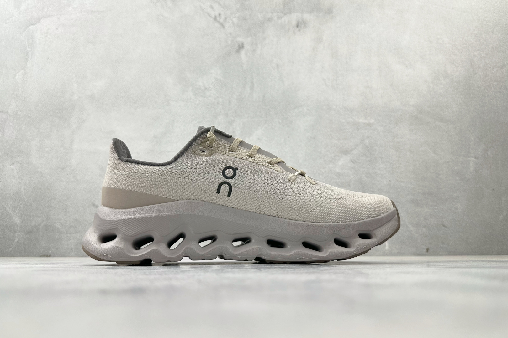 180 On昂跑 Cloudtilt 棕色 3ME10101910