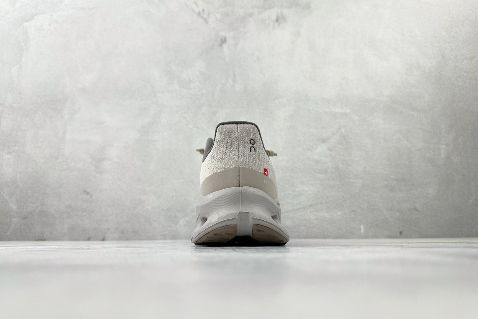 180 On昂跑 Cloudtilt 棕色 3ME10101910