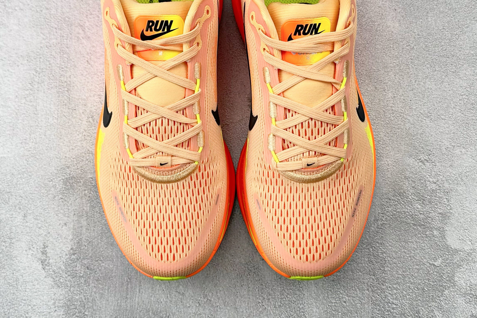 190 全套数据私模 Nike Vomero 18 橙色 HM6803-700