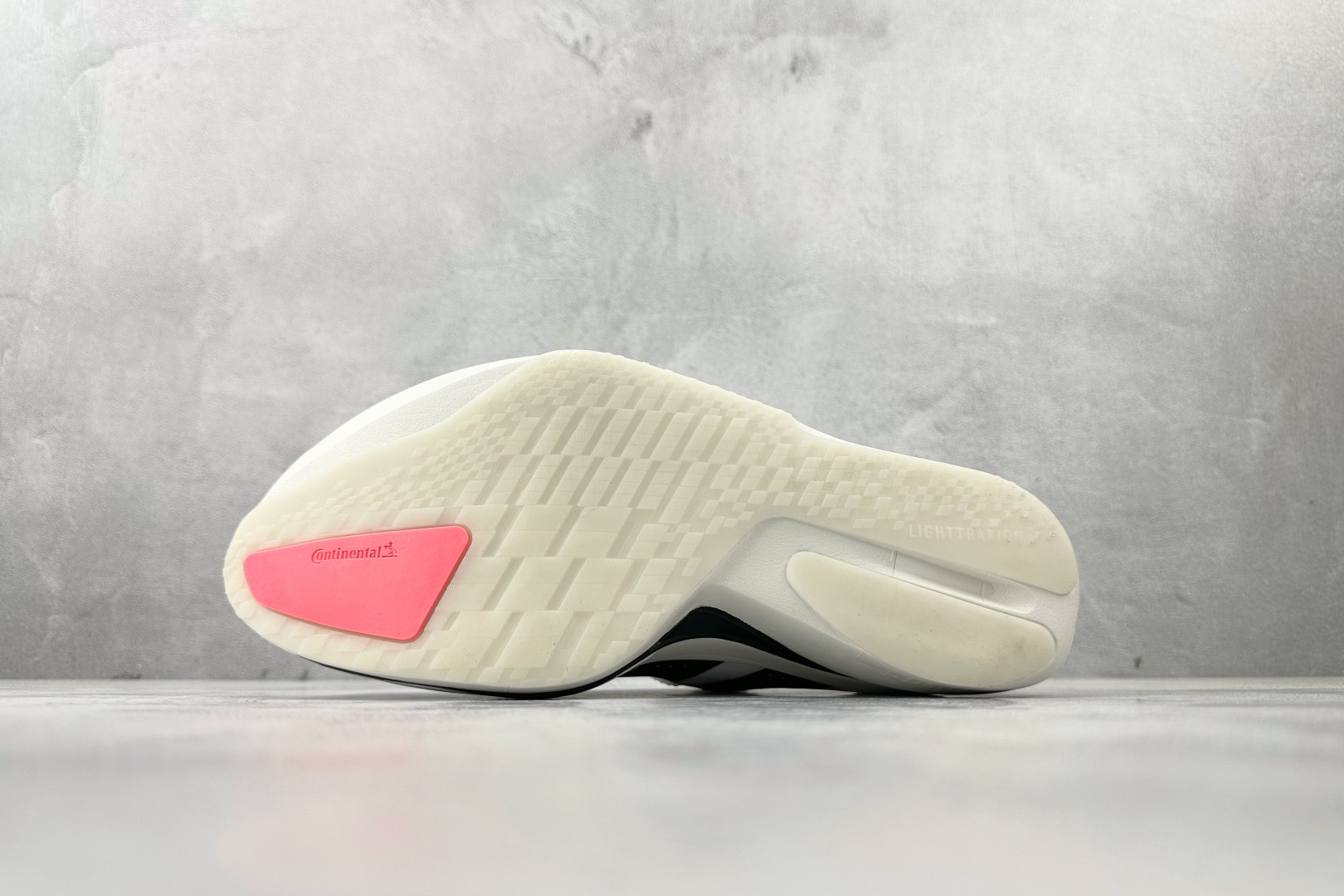 210 平台订单 adidAdizero Adios 5 M 白黑 K18290