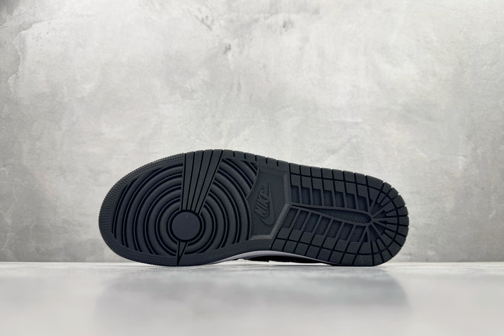 210 Jordan Air Jordan 1 retro low 黑粉色 CZ0790-061