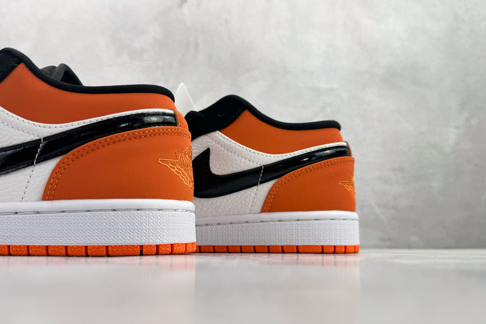 210 Jordan Air Jordan 1 Low Shattered Backboard 橙色 553558-128