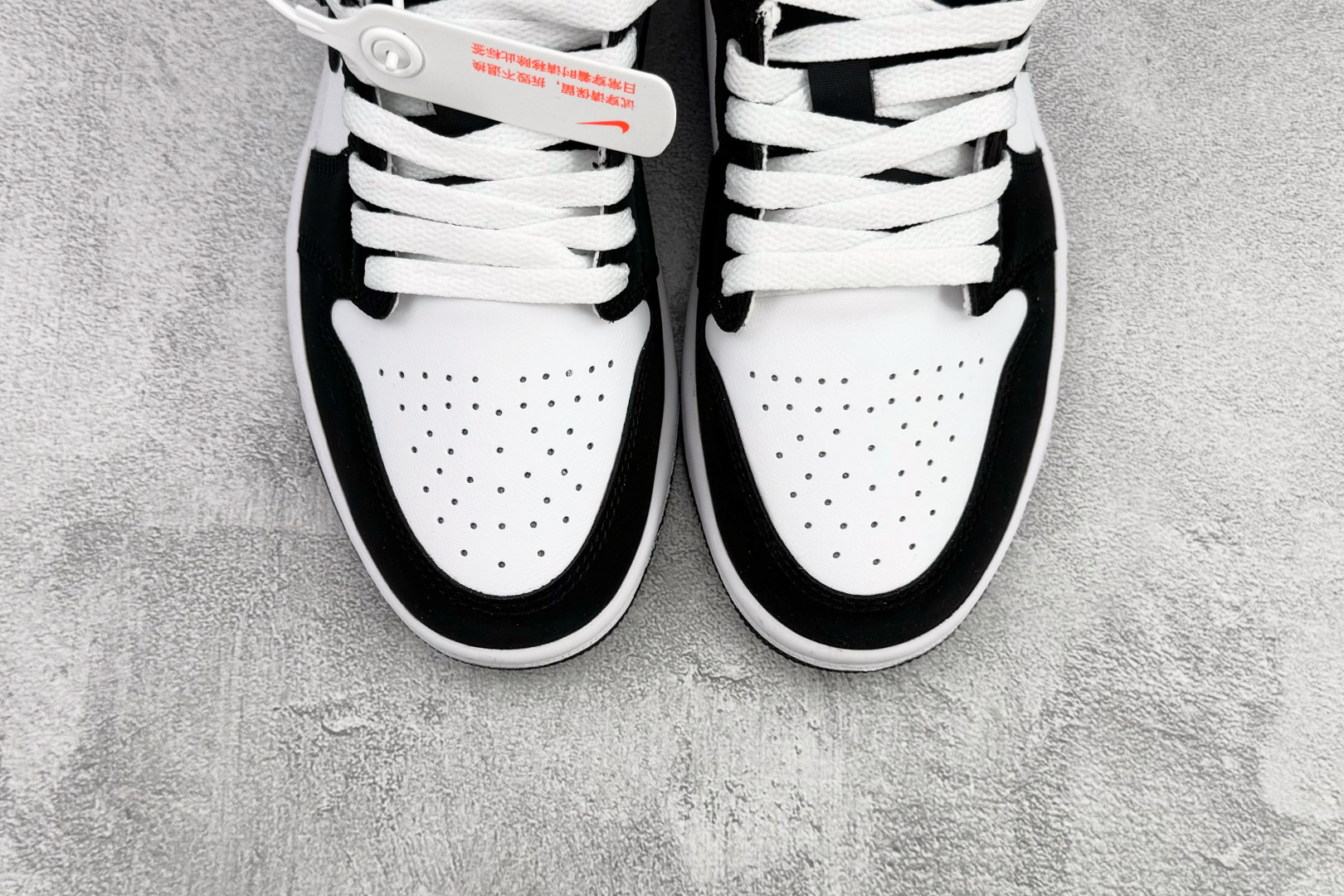210 Jordan Air Jordan 1 low SE 黑白 HF3148-106
