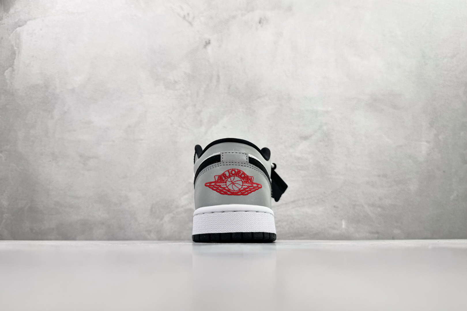 210 Jordan Air Jordan 1 low SE 黑白 HF3148-106