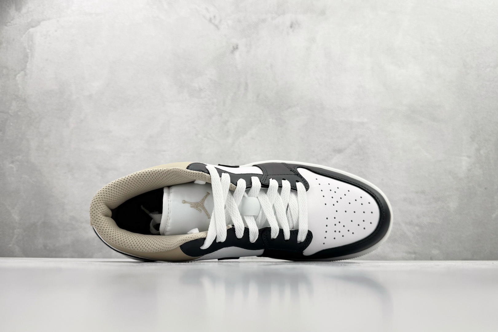 210 Jordan Air Jordan 1 low 白黑 553558-153