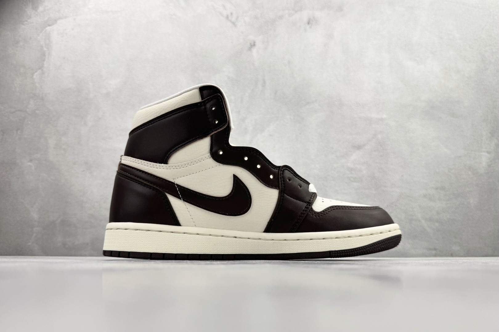 230 Jordan Air Jordan 1 retro low 棕色 FD2596-200