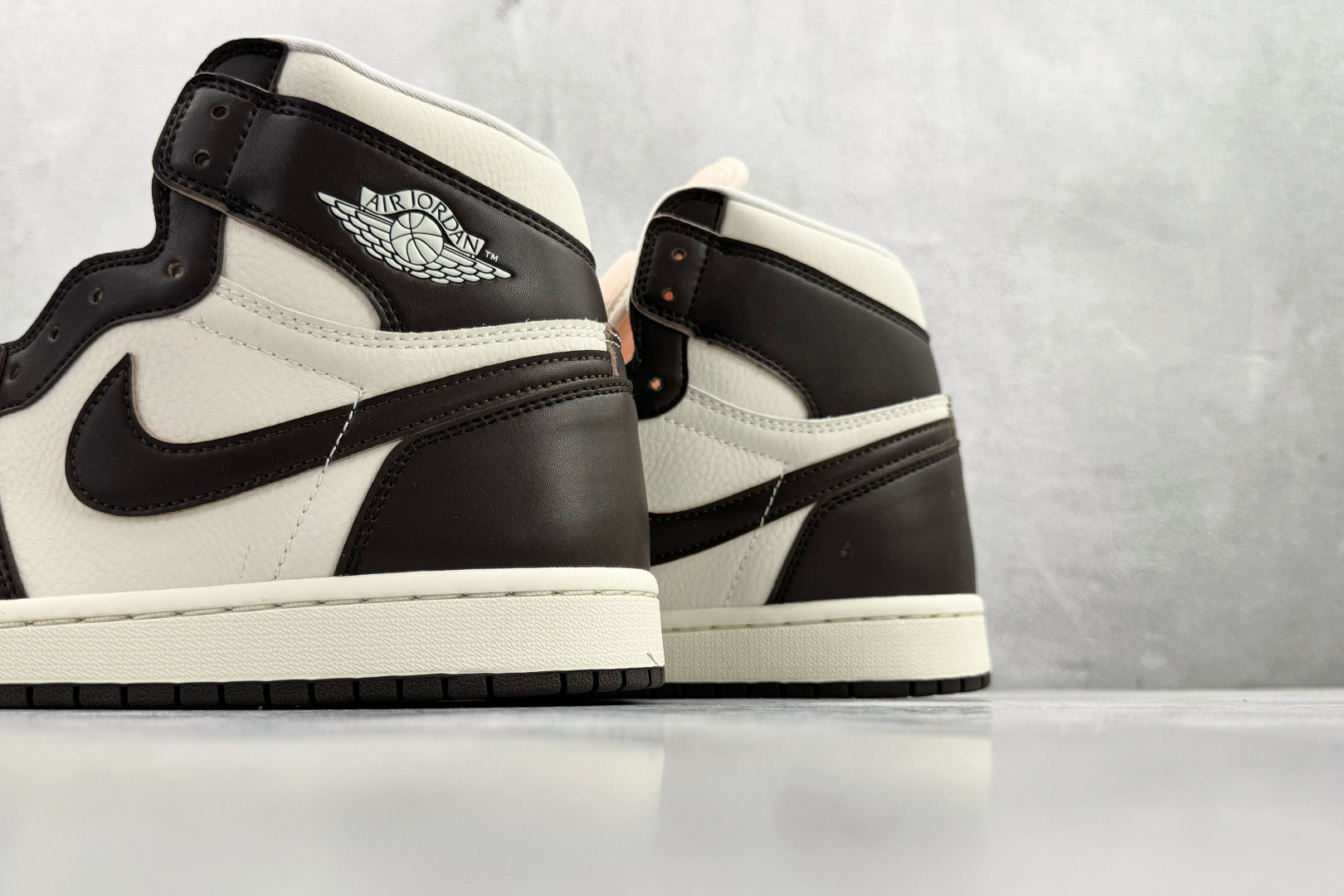 230 Jordan Air Jordan 1 retro low 棕色 FD2596-200