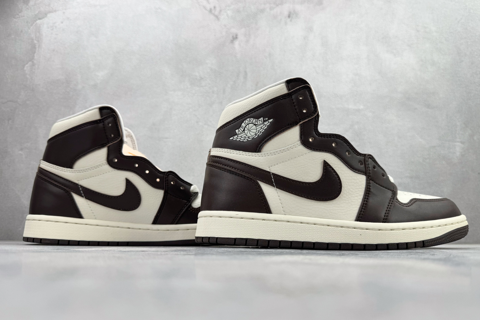 230 Jordan Air Jordan 1 retro low 棕色 FD2596-200