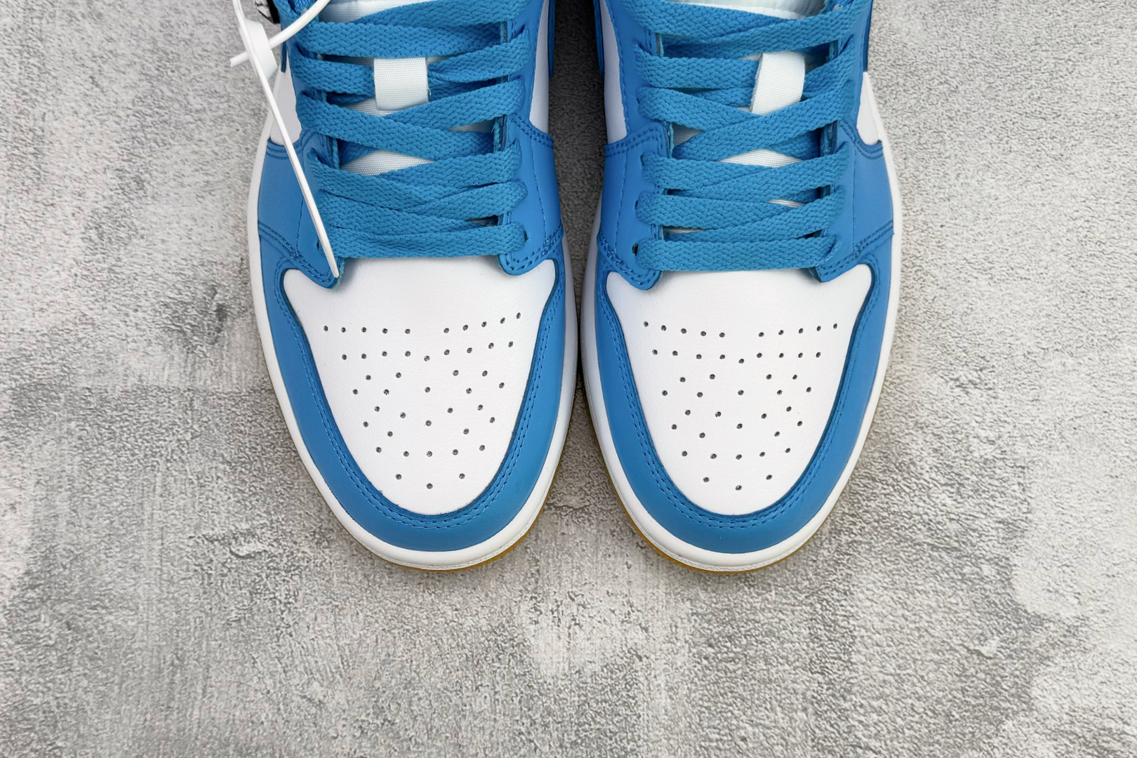 210 Jordan Air Jordan 1 low 蓝白 DC0774-104