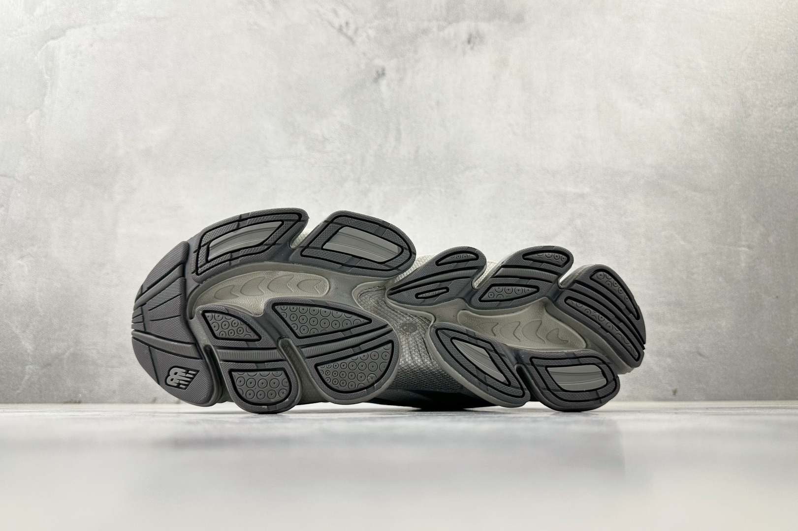 240 大厂出品 New Balance ABZORB 2000 白灰 U20005UW