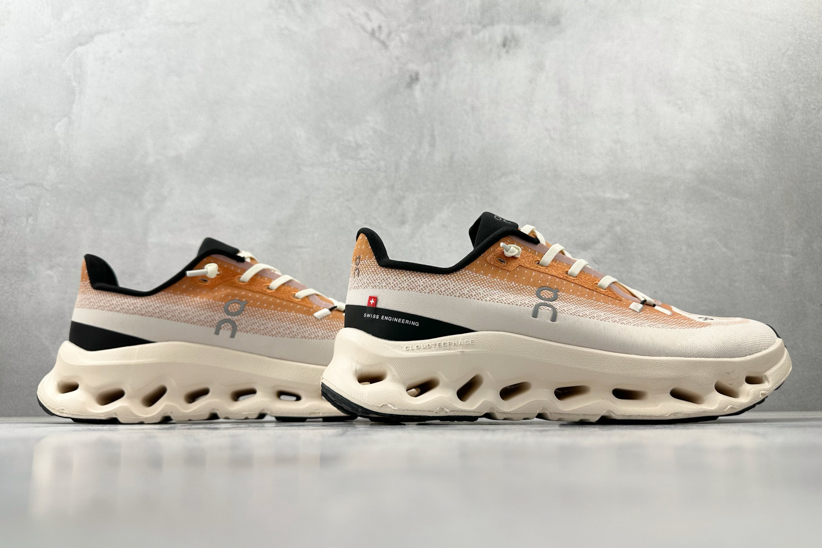 180 On昂跑 Cloudtilt 杏仁色 3WF30834527