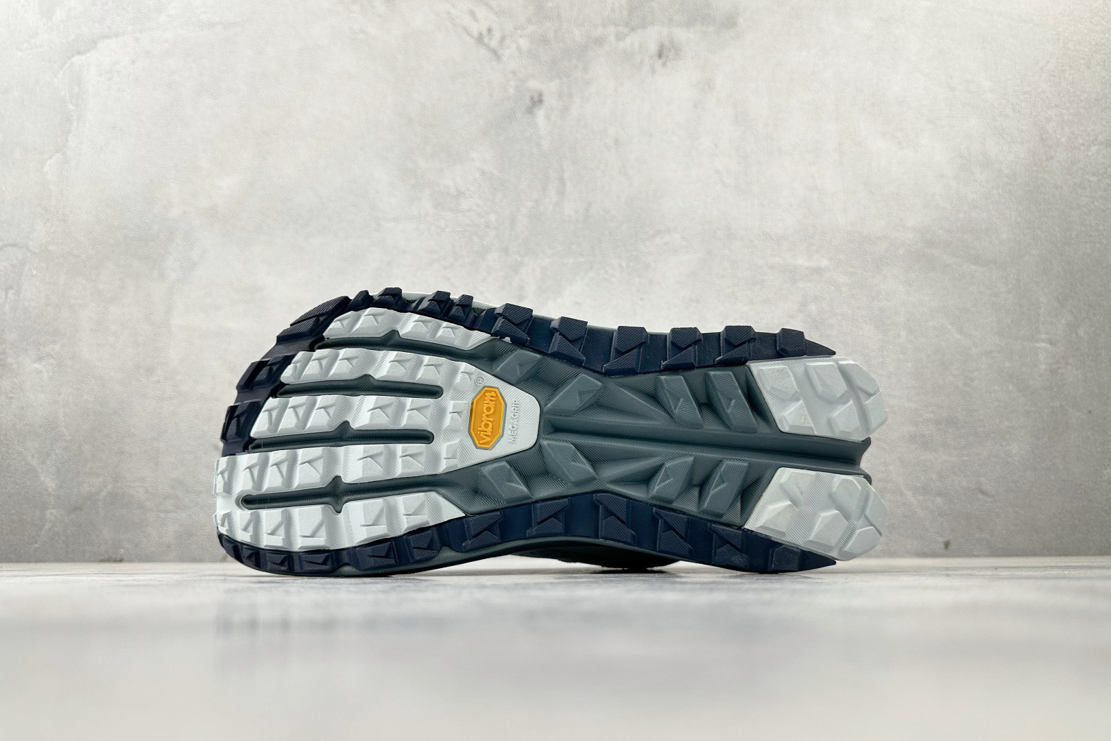 220 平台专供 Altra OLYMPUS 6 深蓝色 AL0A85NJ442