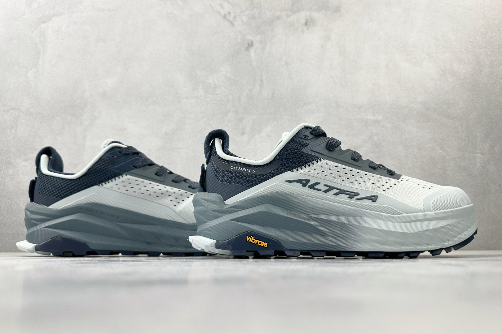 220 平台专供 Altra OLYMPUS 6 深蓝色 AL0A85NJ442