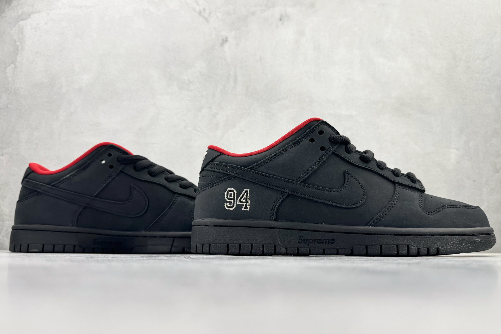 340 Nike x Supreme Dunk SB Low 黑色 HQ8487-001