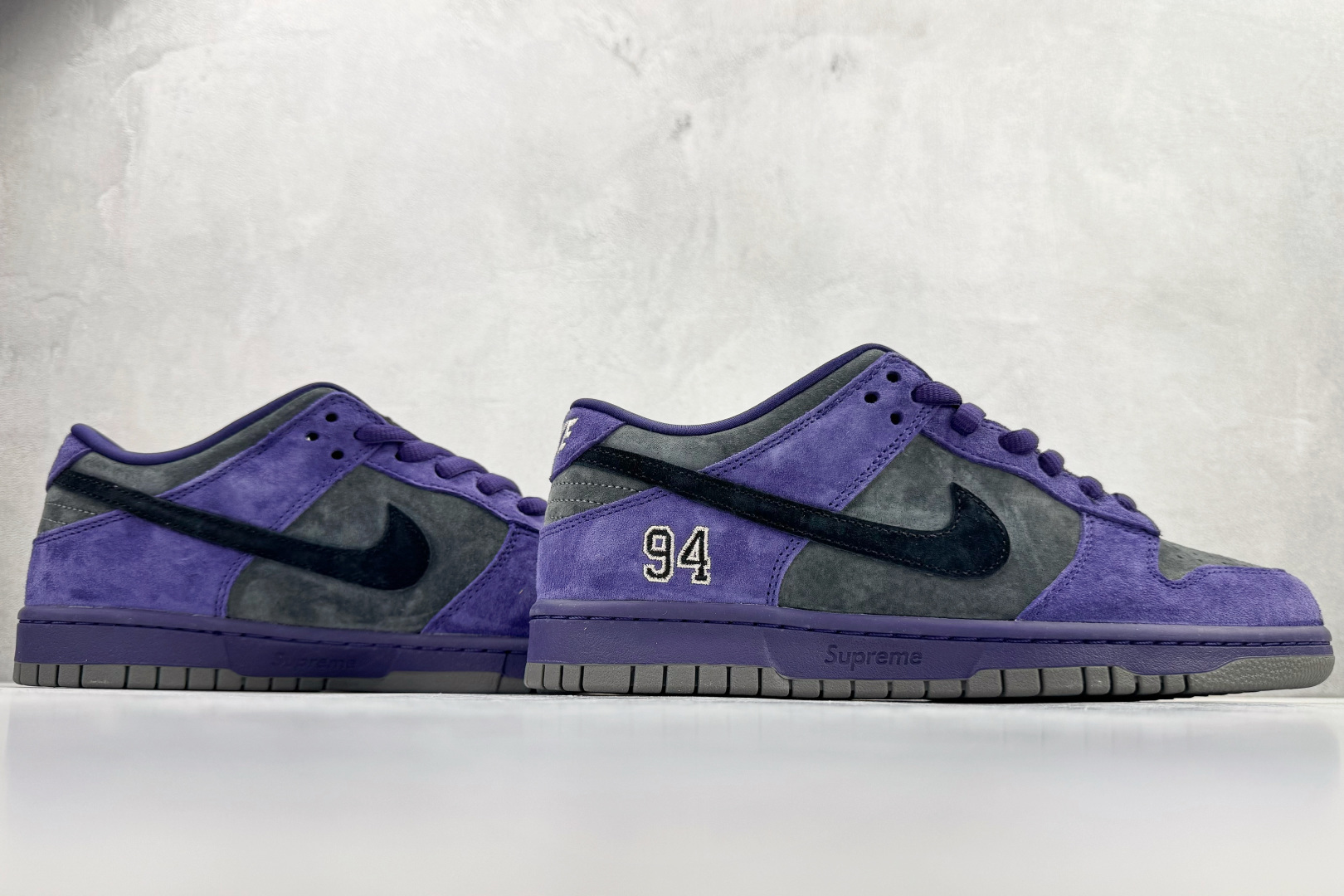 340 Nike x Supreme Dunk SB Dunk Low 紫色 HQ8487-500