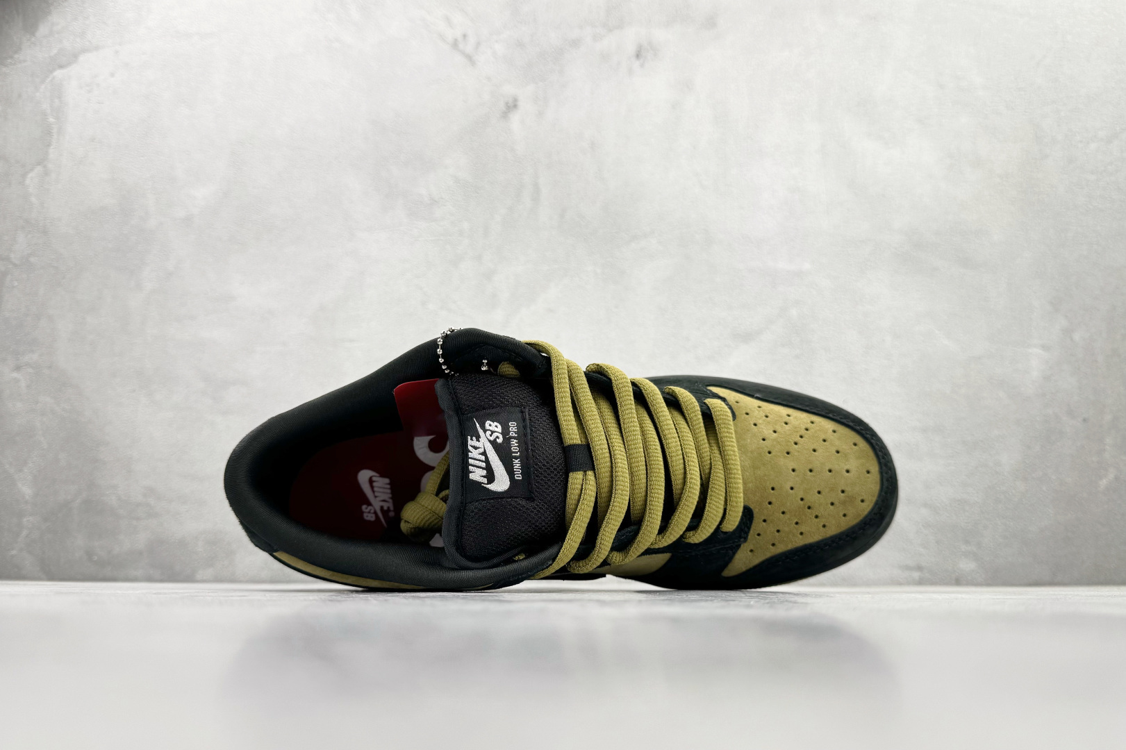 340 Nike x Supreme Dunk SB Dunk Low 黄黑 HQ8487-300