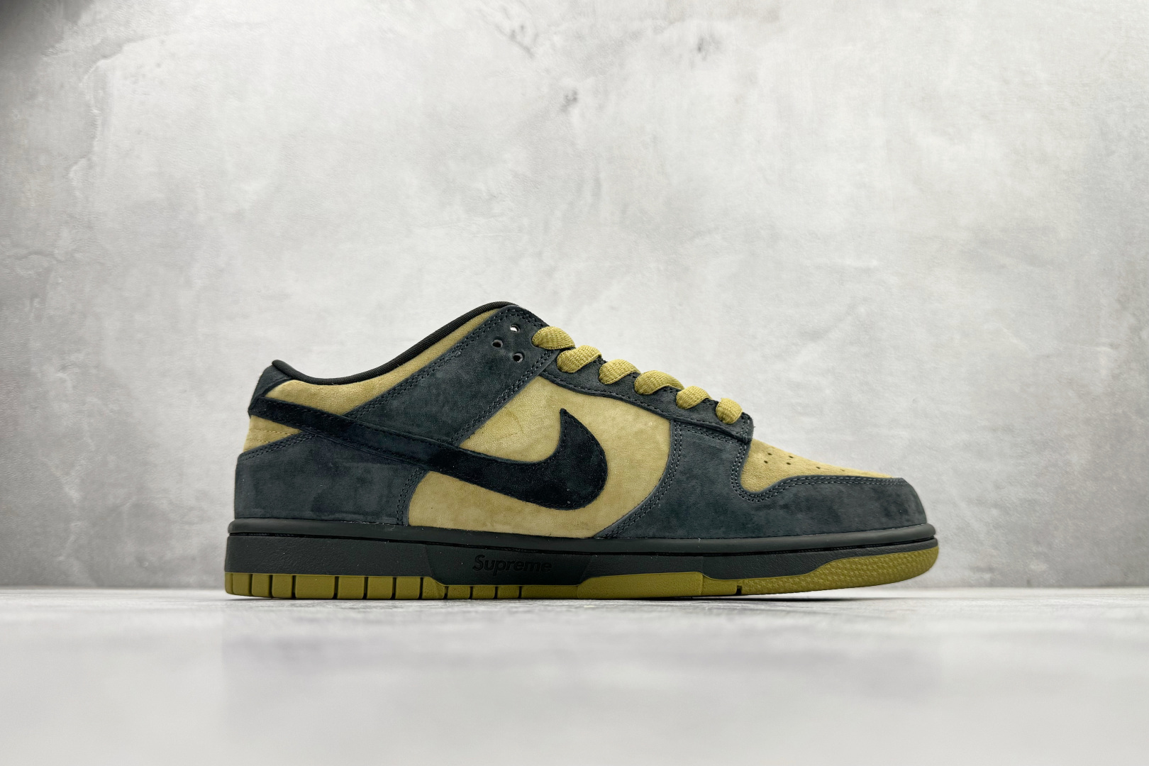 220 免检版 配色齐全 Nike x Supreme Dunk SB Dunk Low 黄黑 HQ8487-300