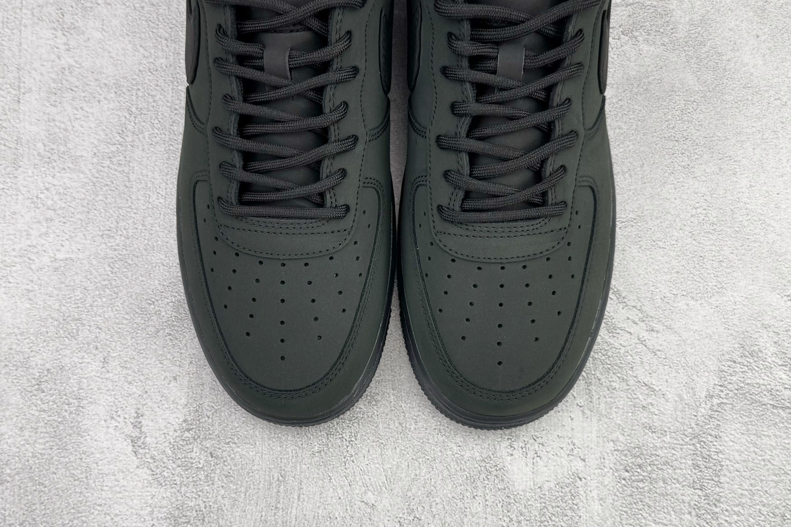200 Nike Air Force Low 1'07 WB 黑色 CJ9179-001