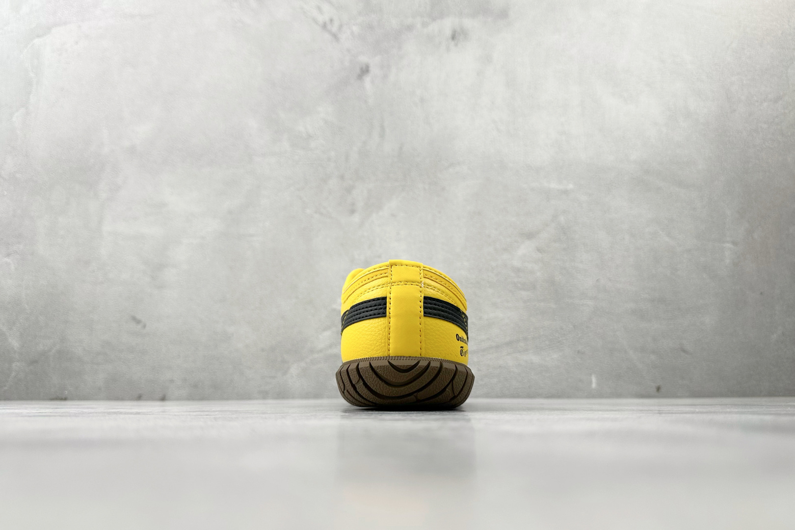 160 渠道特供 Onitsuka Tiger鬼塚虎 Tsunahiki Slip-黄色 1183C529-750