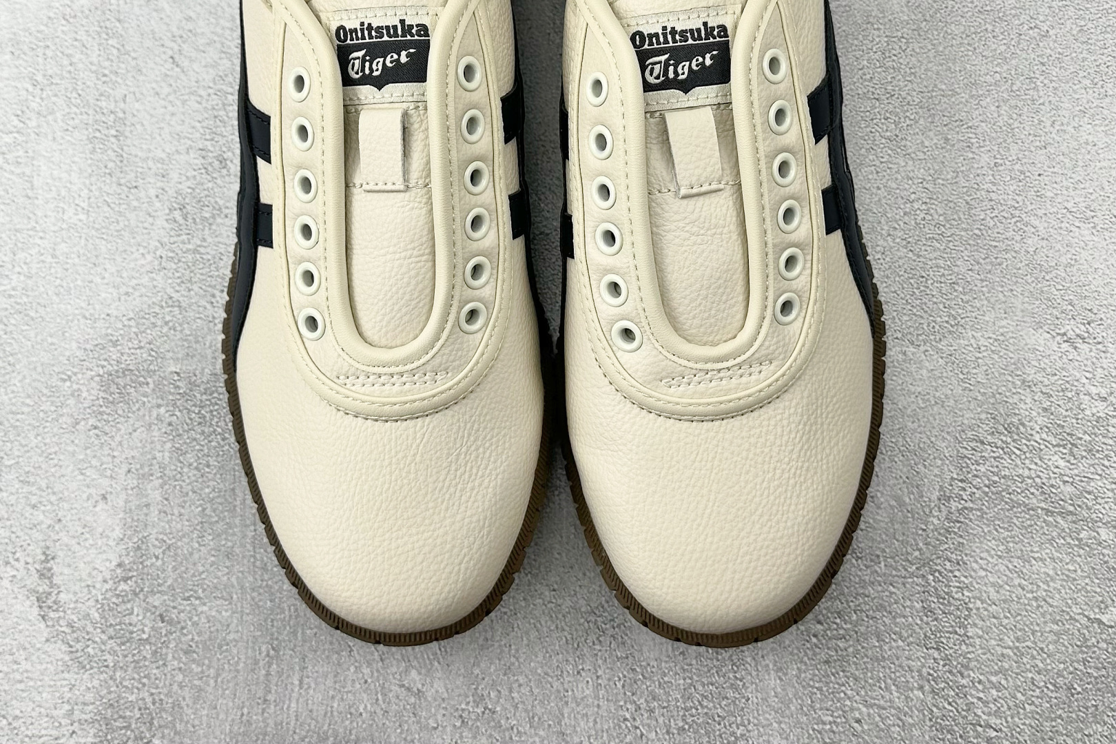 160 渠道特供 Onitsuka Tiger鬼塚虎 Tsunahiki Slip-米色 1183C529-200