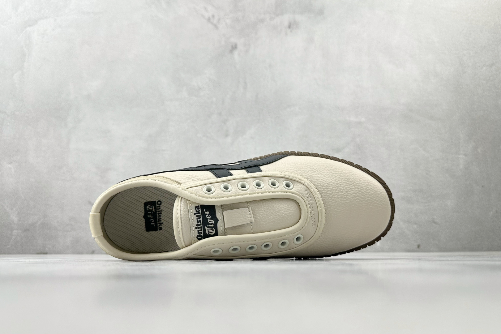 160 渠道特供 Onitsuka Tiger鬼塚虎 Tsunahiki Slip-米色 1183C529-200