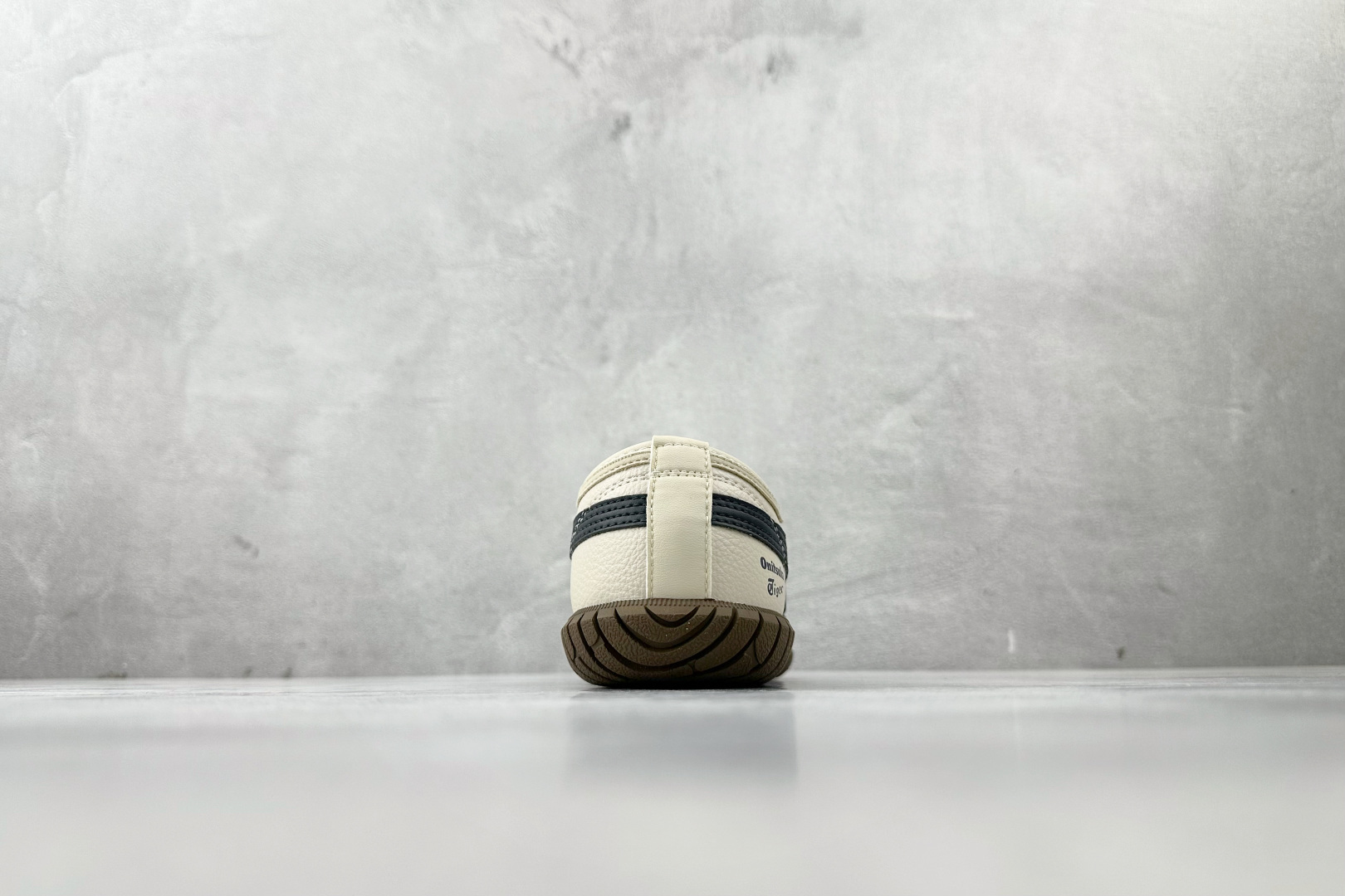 160 渠道特供 Onitsuka Tiger鬼塚虎 Tsunahiki Slip-米色 1183C529-200