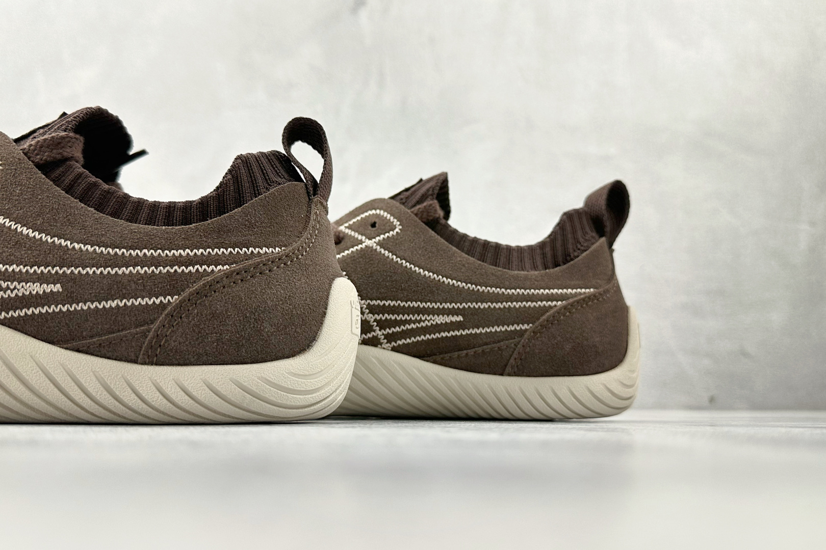 170 渠道特供 Onitsuka Tiger鬼塚虎 Sclaw 深棕 1183C489-201